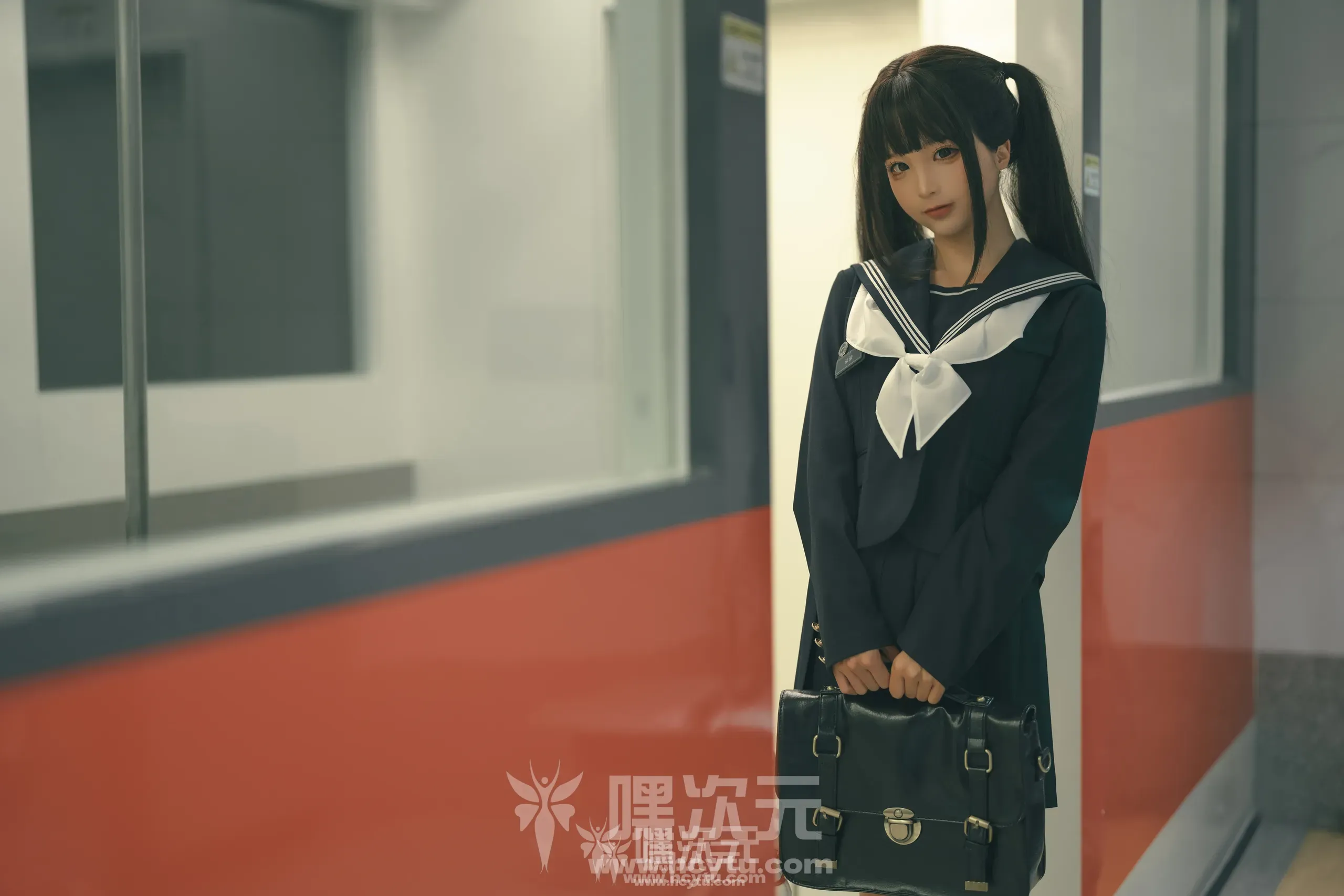 蠢沫沫 – 任务 绅士版 写真图片欣赏