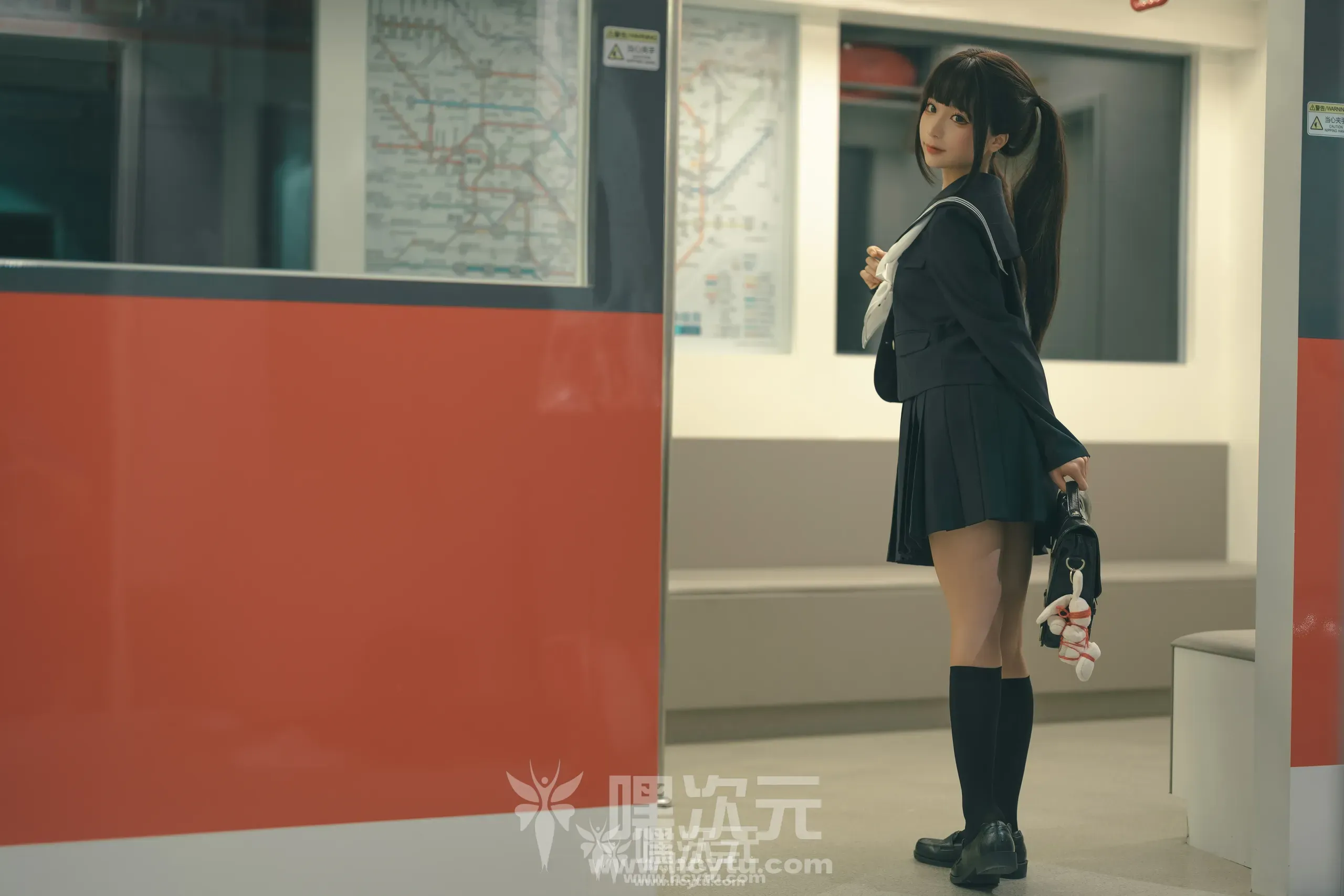 蠢沫沫 – 任务 绅士版 写真图片欣赏