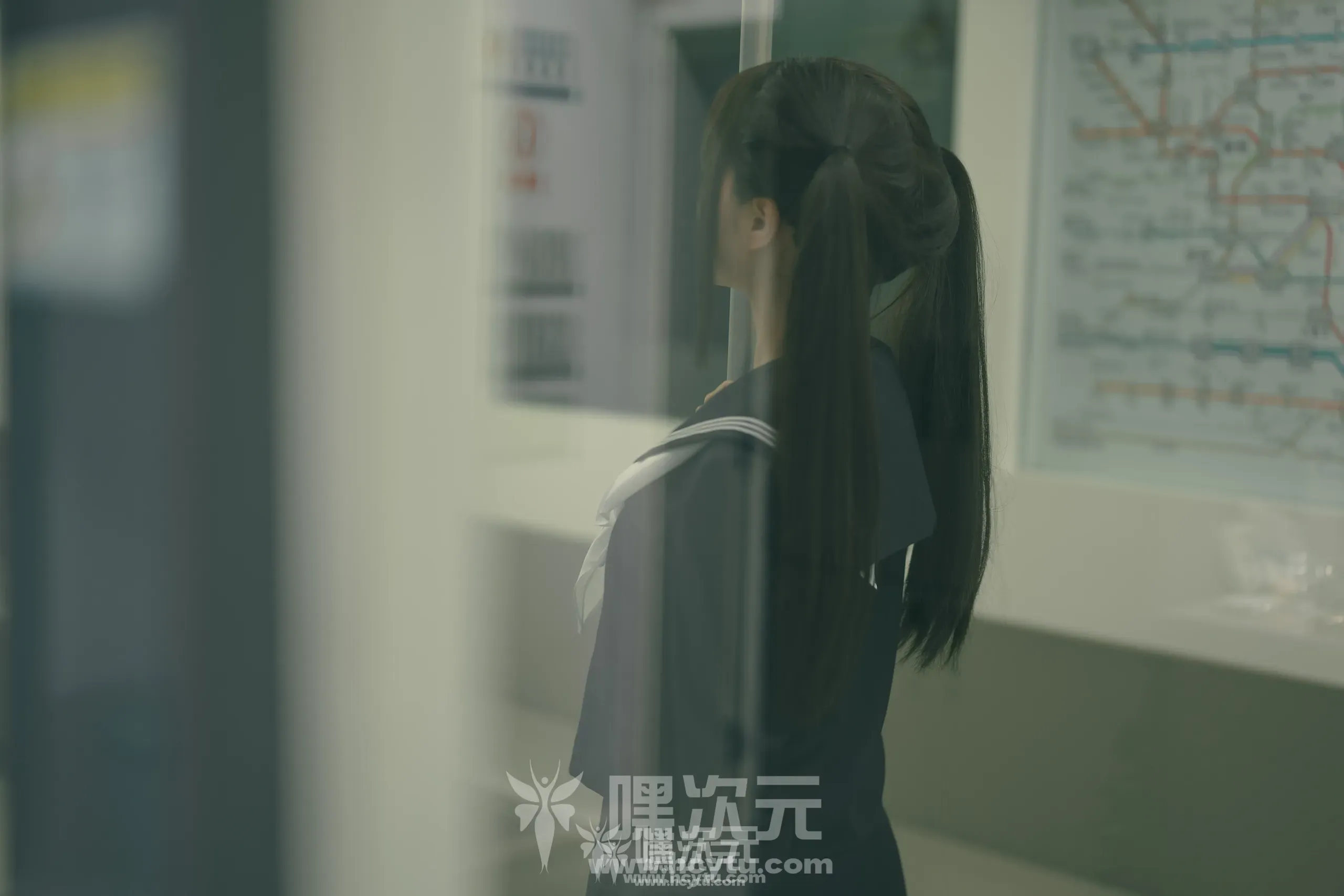 蠢沫沫 – 任务 绅士版 写真图片欣赏
