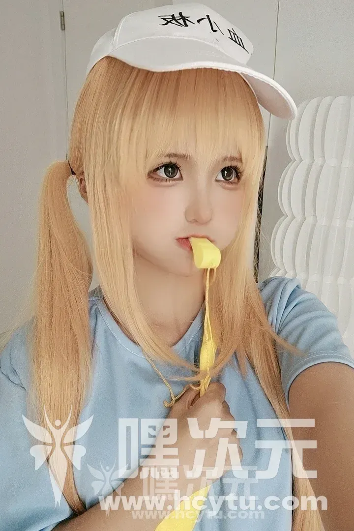 蠢沫沫 – 血小板+黄漫老师+洛天依+间谍过家家 自拍写真图片-嘿次元