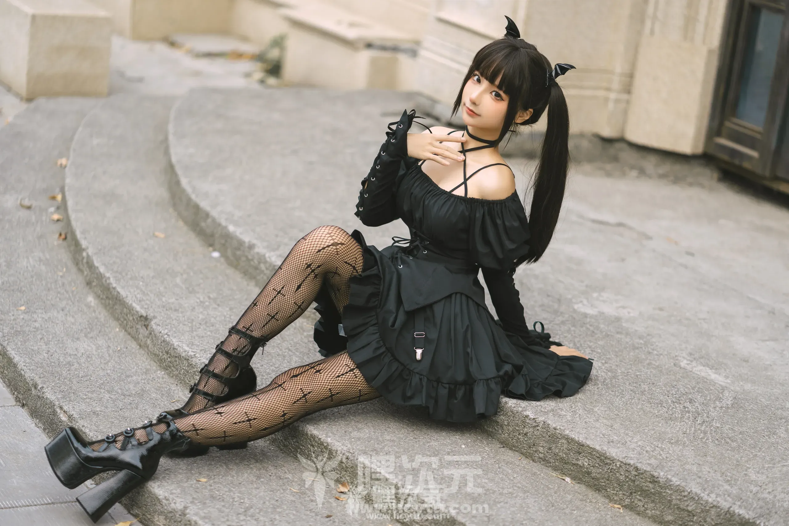 蠢沫沫 双马尾小恶魔 美女写真图片欣赏