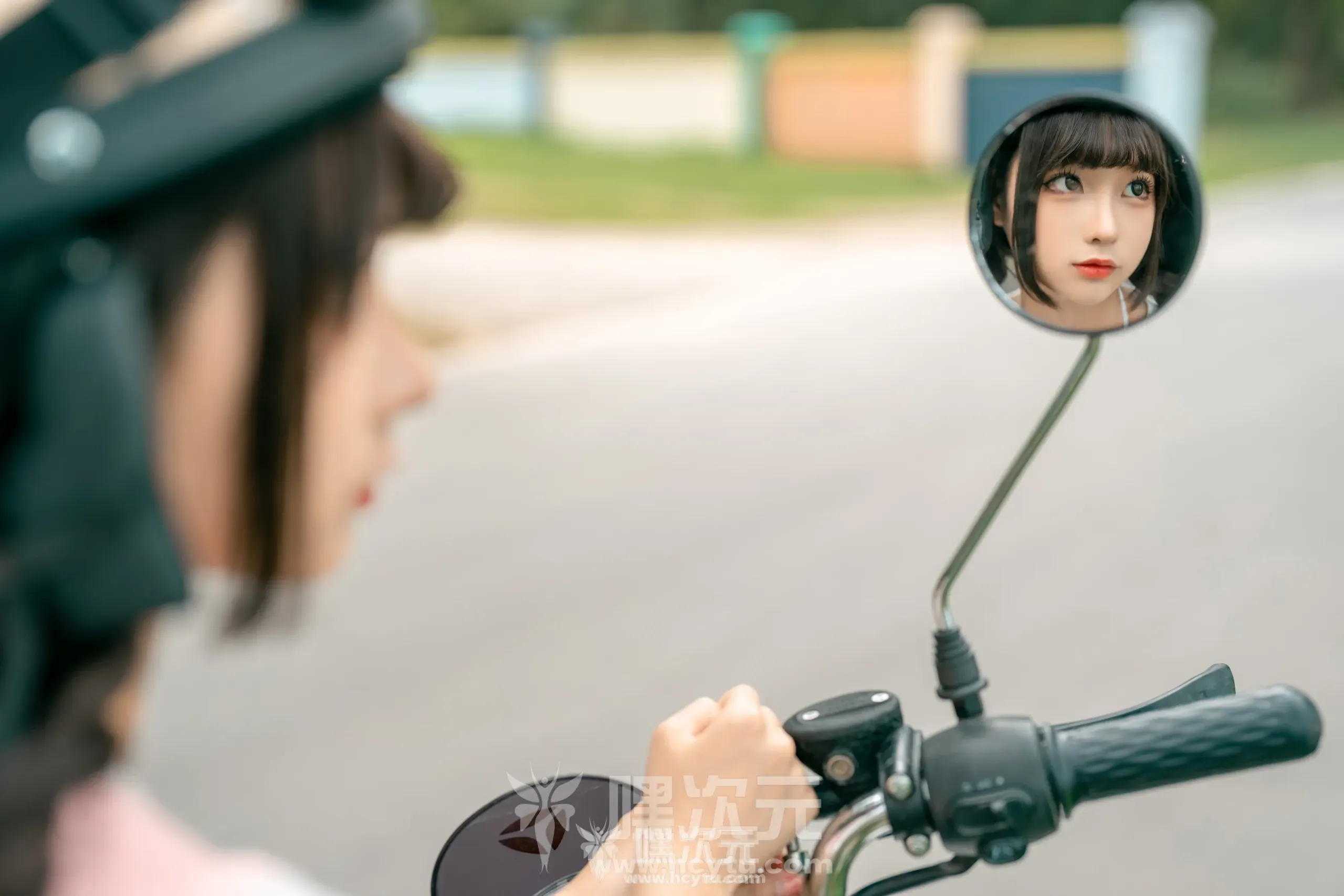蠢沫沫 小电车 美女写真图片欣赏