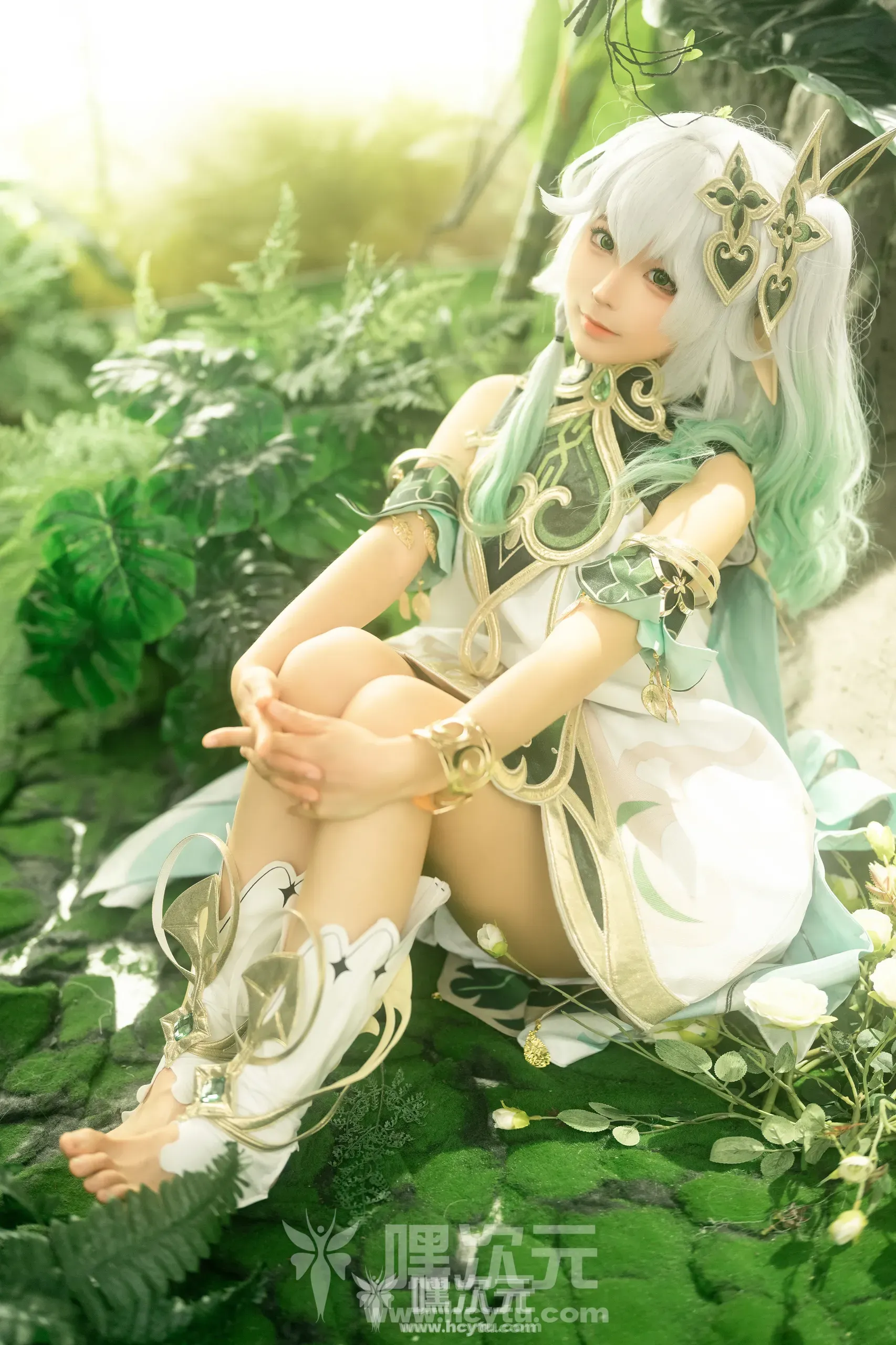 蠢沫沫 大慈树王 美女写真图片欣赏