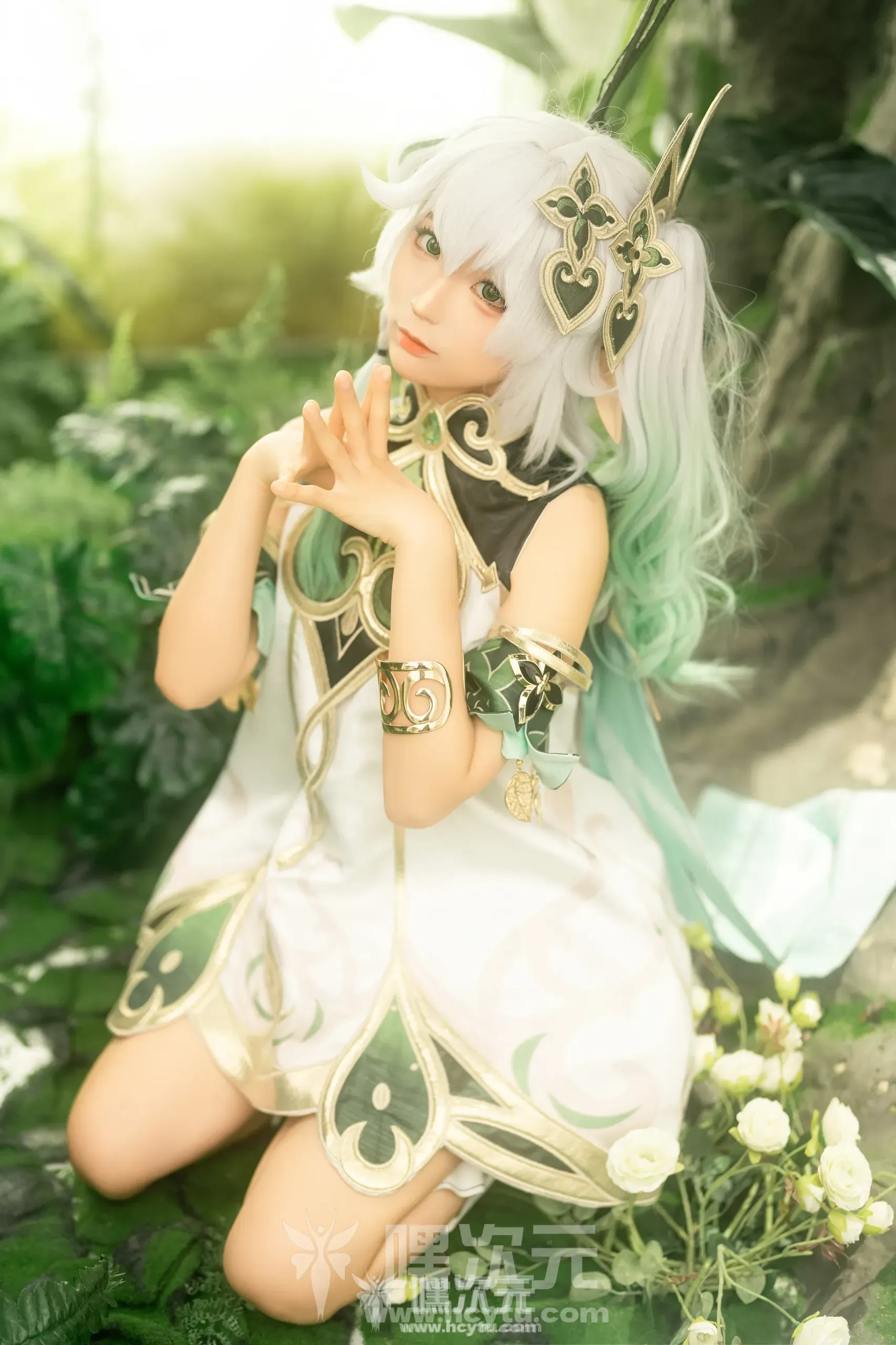 蠢沫沫 大慈树王 美女写真图片欣赏