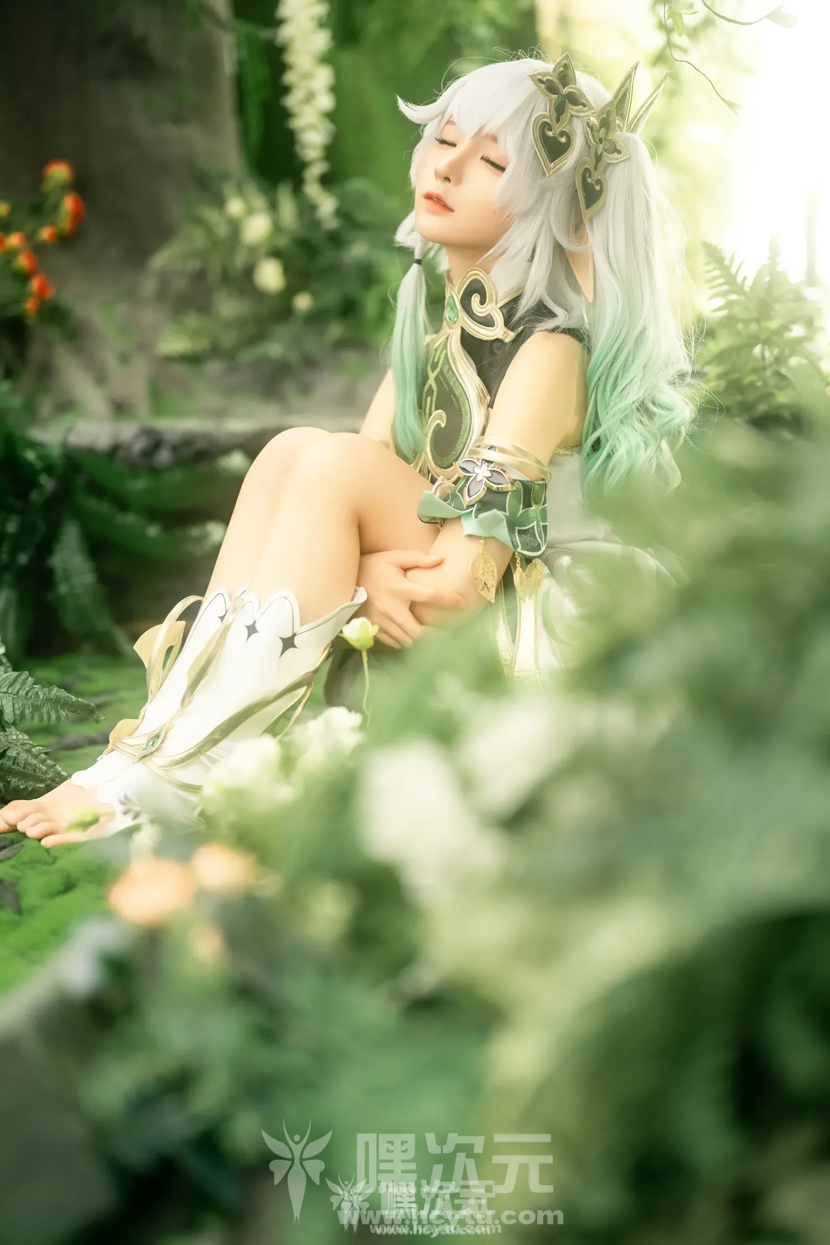 蠢沫沫 大慈树王 美女写真图片欣赏