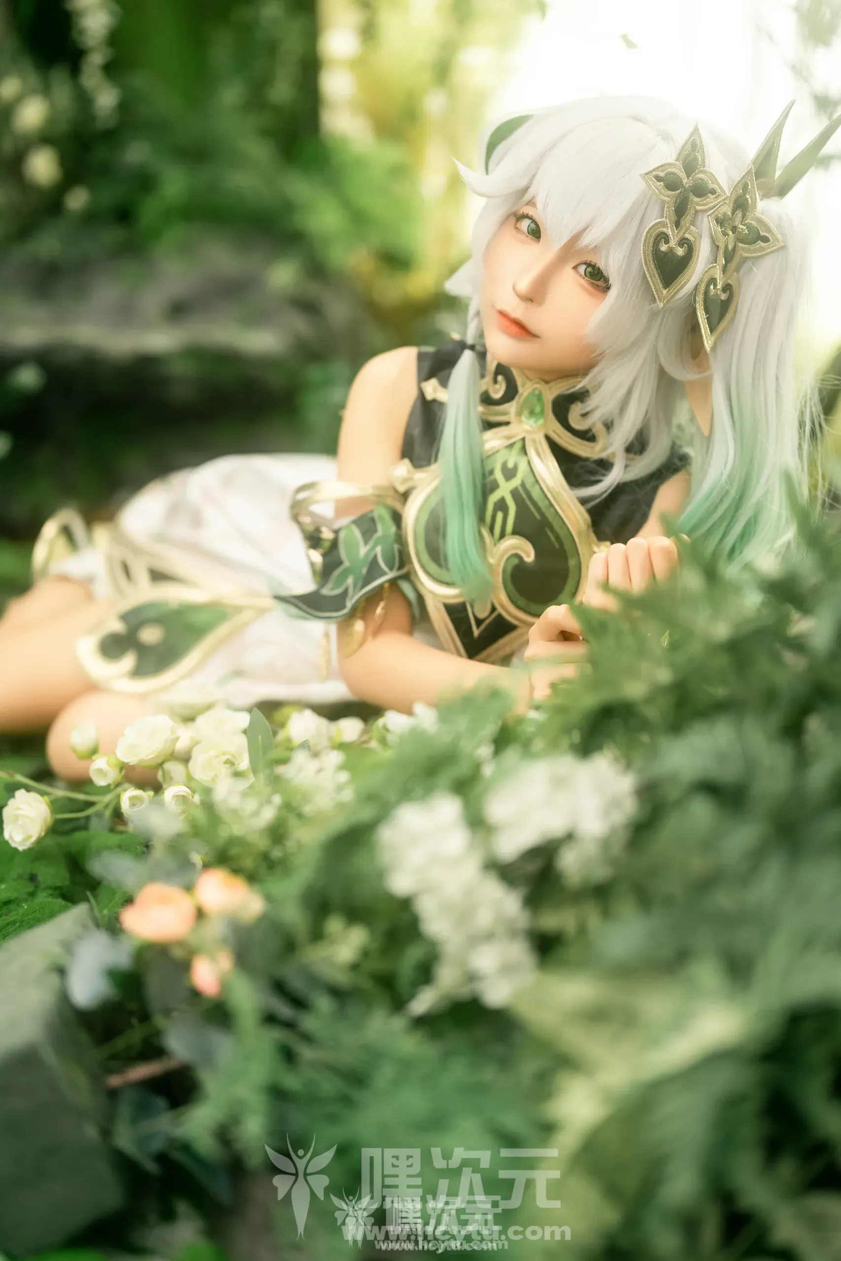 蠢沫沫 大慈树王 美女写真图片欣赏
