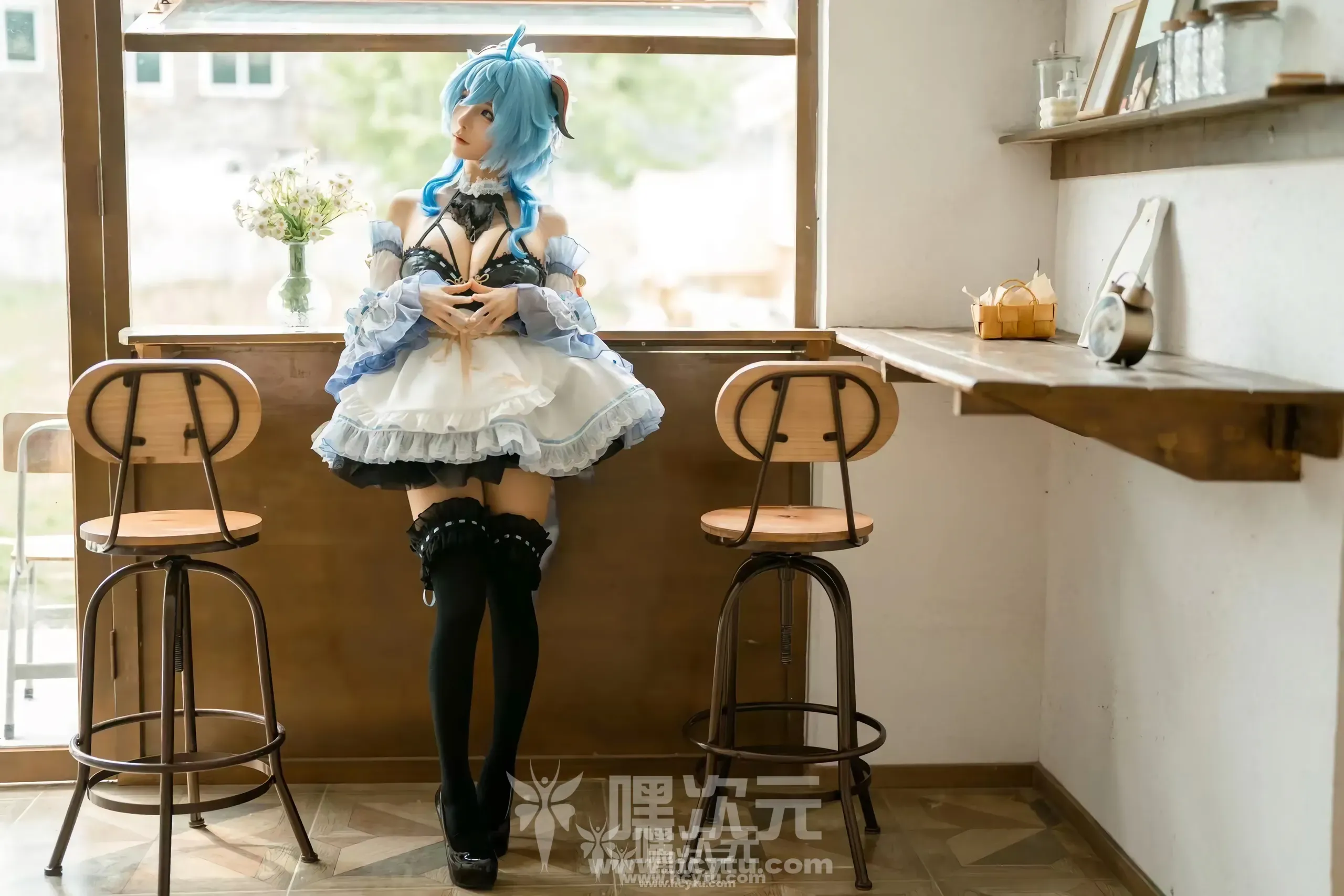 蠢沫沫 甘雨女仆 美女写真图片欣赏