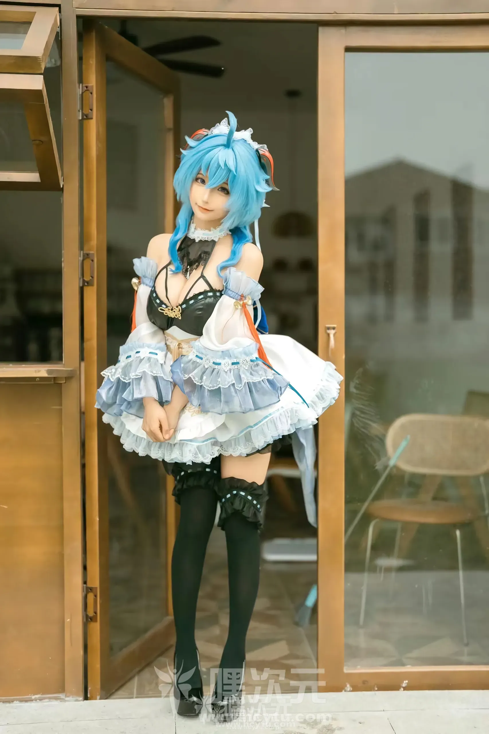 蠢沫沫 甘雨女仆 美女写真图片欣赏