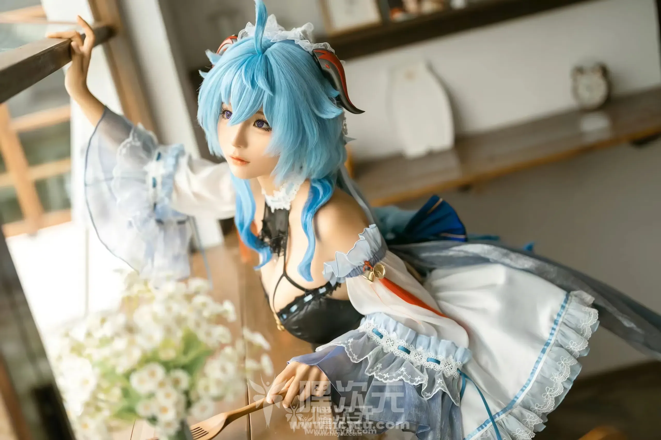 蠢沫沫 甘雨女仆 美女写真图片欣赏