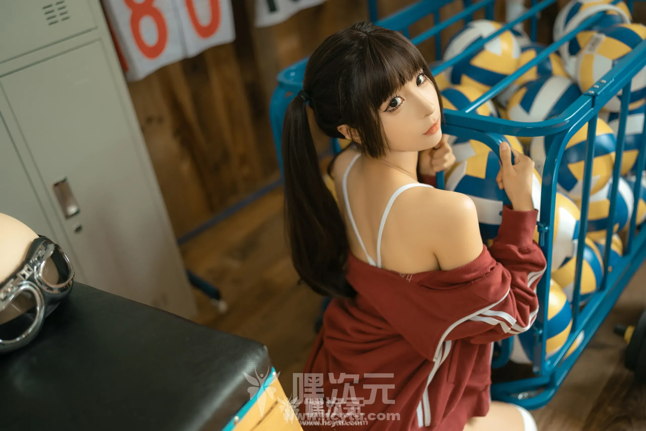 蠢沫沫 课间 美女写真图片欣赏