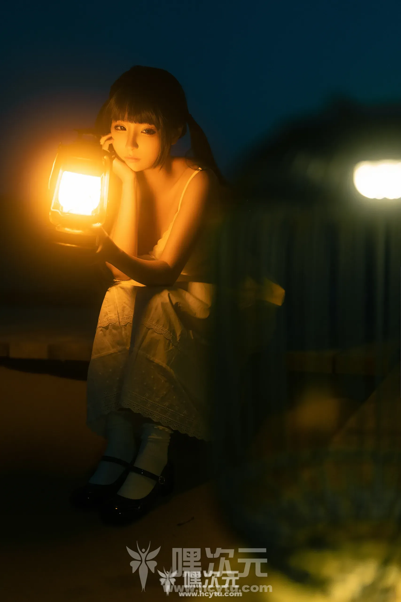 蠢沫沫 海岸昏灯 美女写真图片欣赏