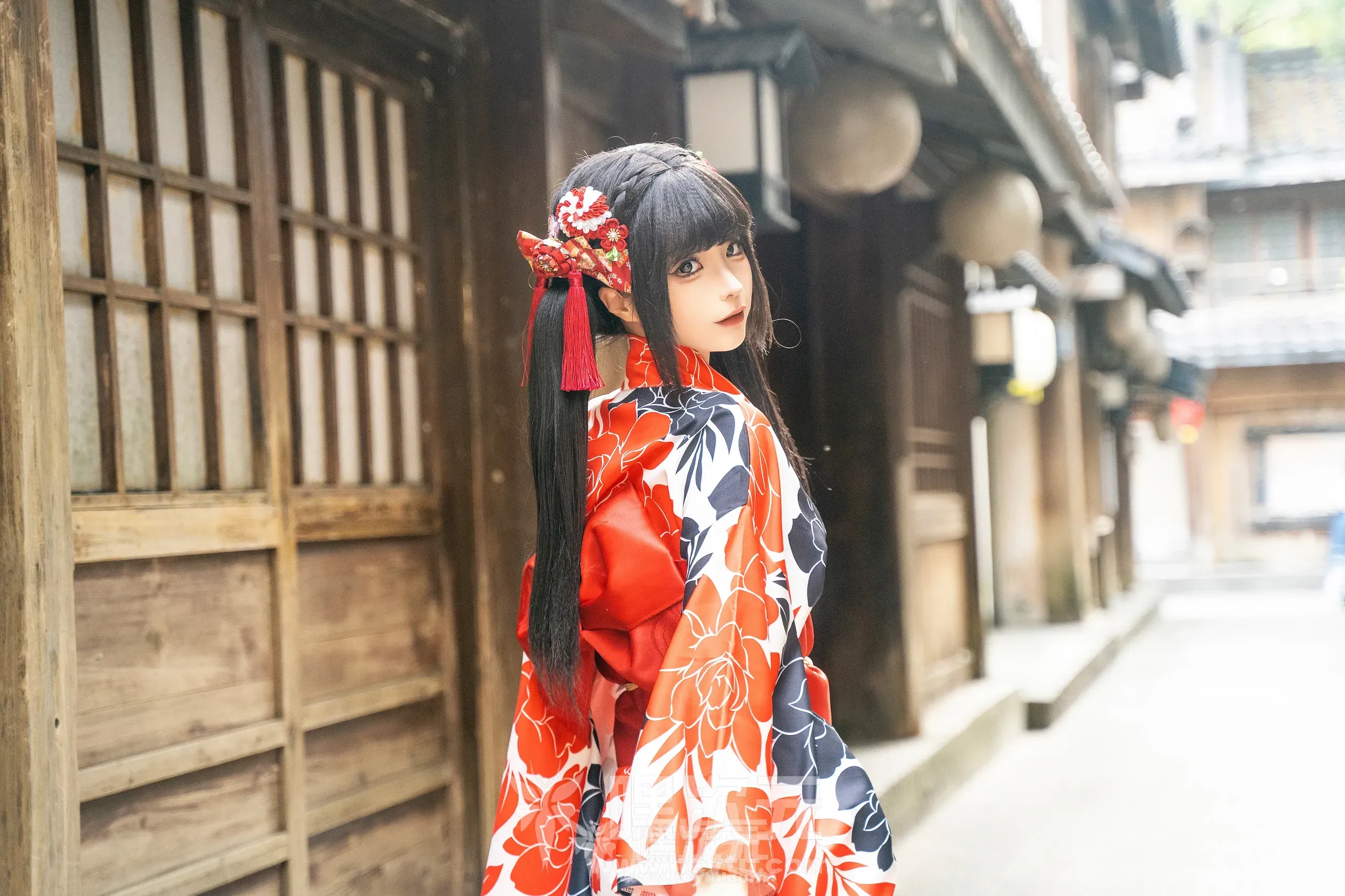 蠢沫沫 祭[四月作品][在线欣赏]