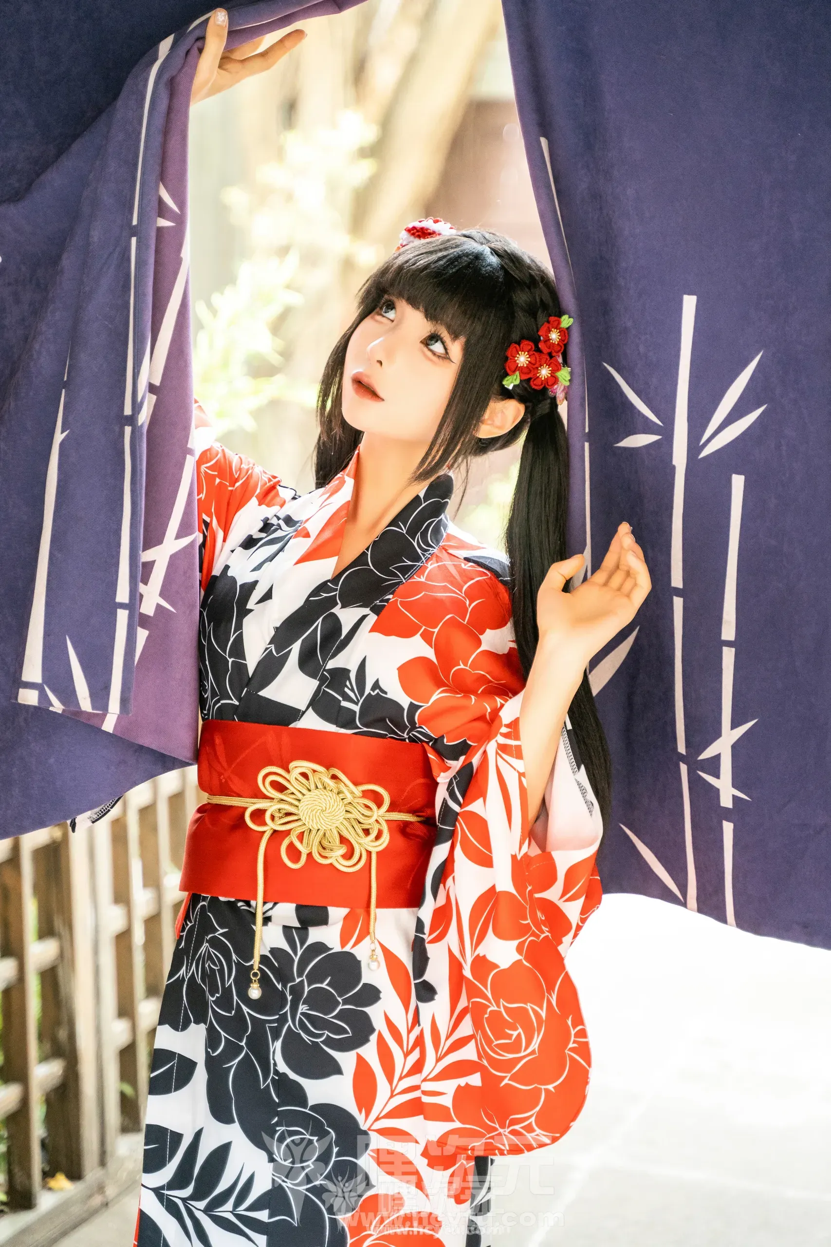 蠢沫沫 祭[四月作品][在线欣赏]